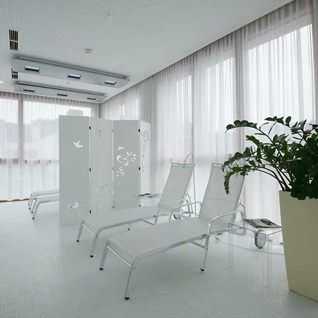 Hotel Am Domplatz - Adult Only Linec